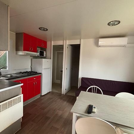 Camping El Pinar Platja Santa Susanna Exterior photo