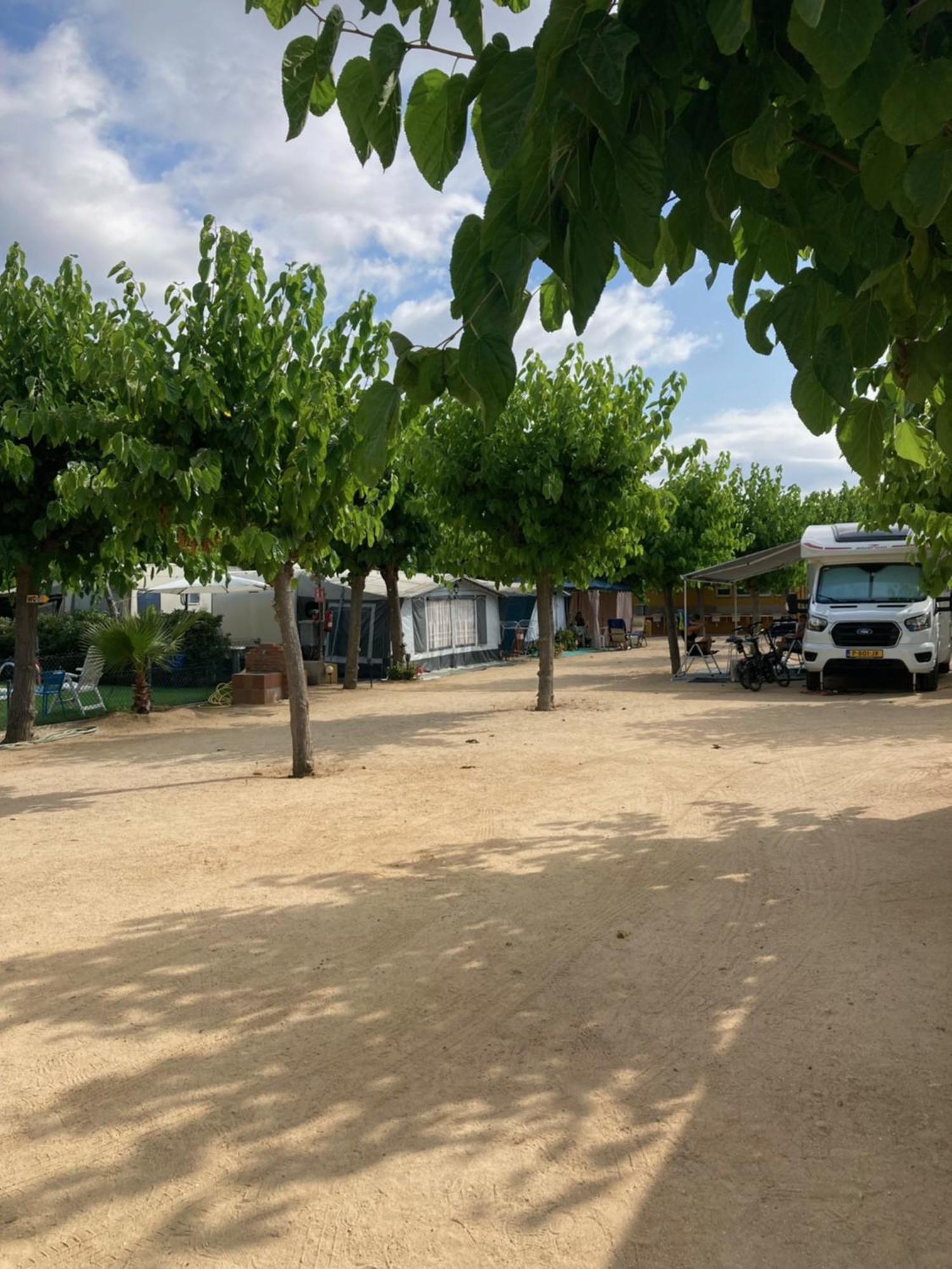 Camping El Pinar Platja Santa Susanna Exterior photo