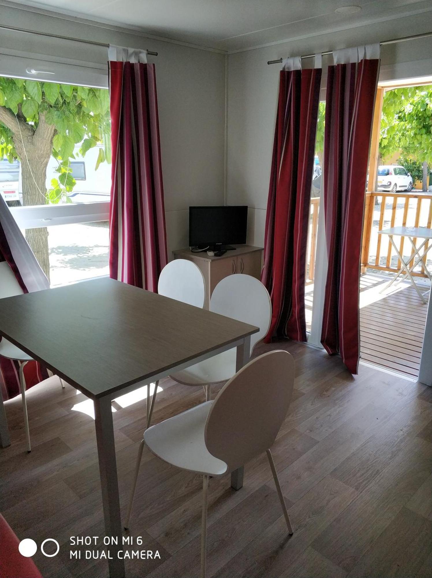 Camping El Pinar Platja Santa Susanna Exterior photo