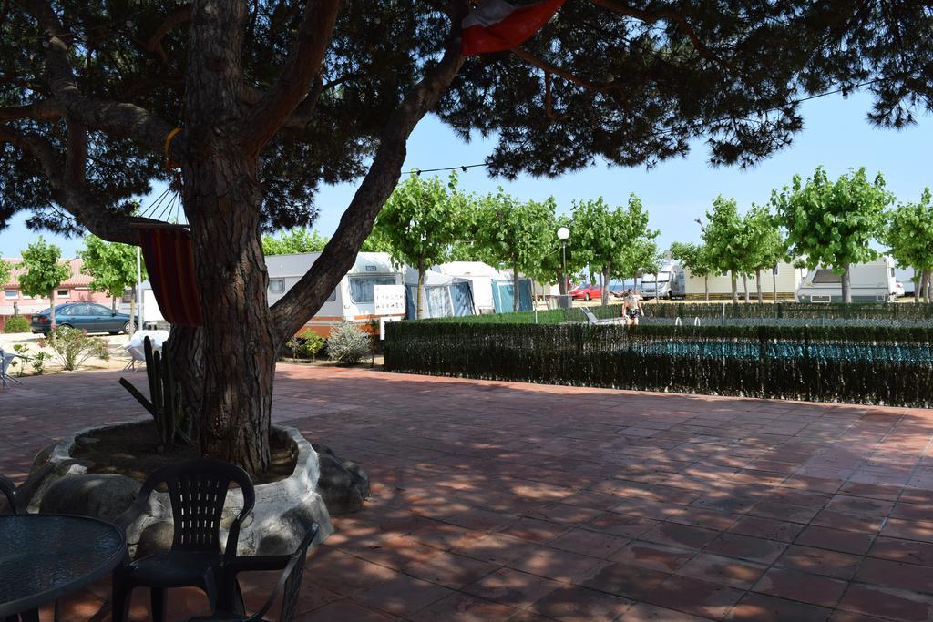 Camping El Pinar Platja Santa Susanna Exterior photo